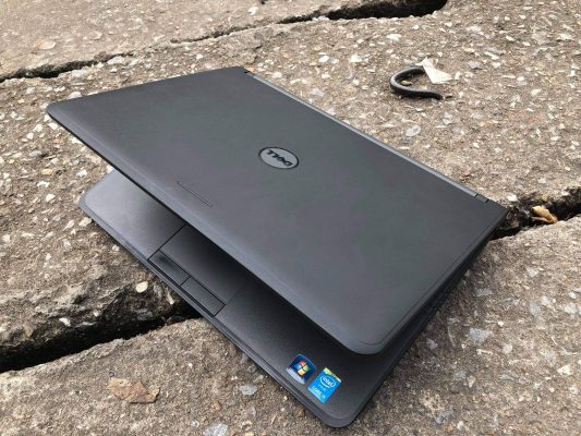 Laptop Cũ Dell Latitude 3350 - Core i5 - Ram 4GB